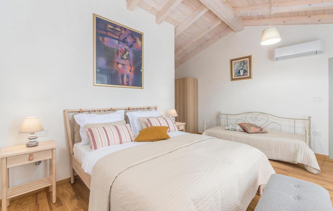 Villa Villa-osmium Smoljanci