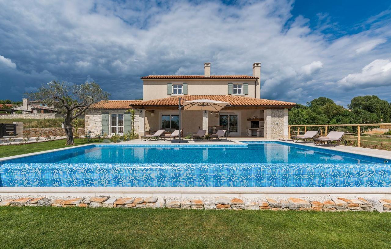 Villa-osmium Villa Smoljanci