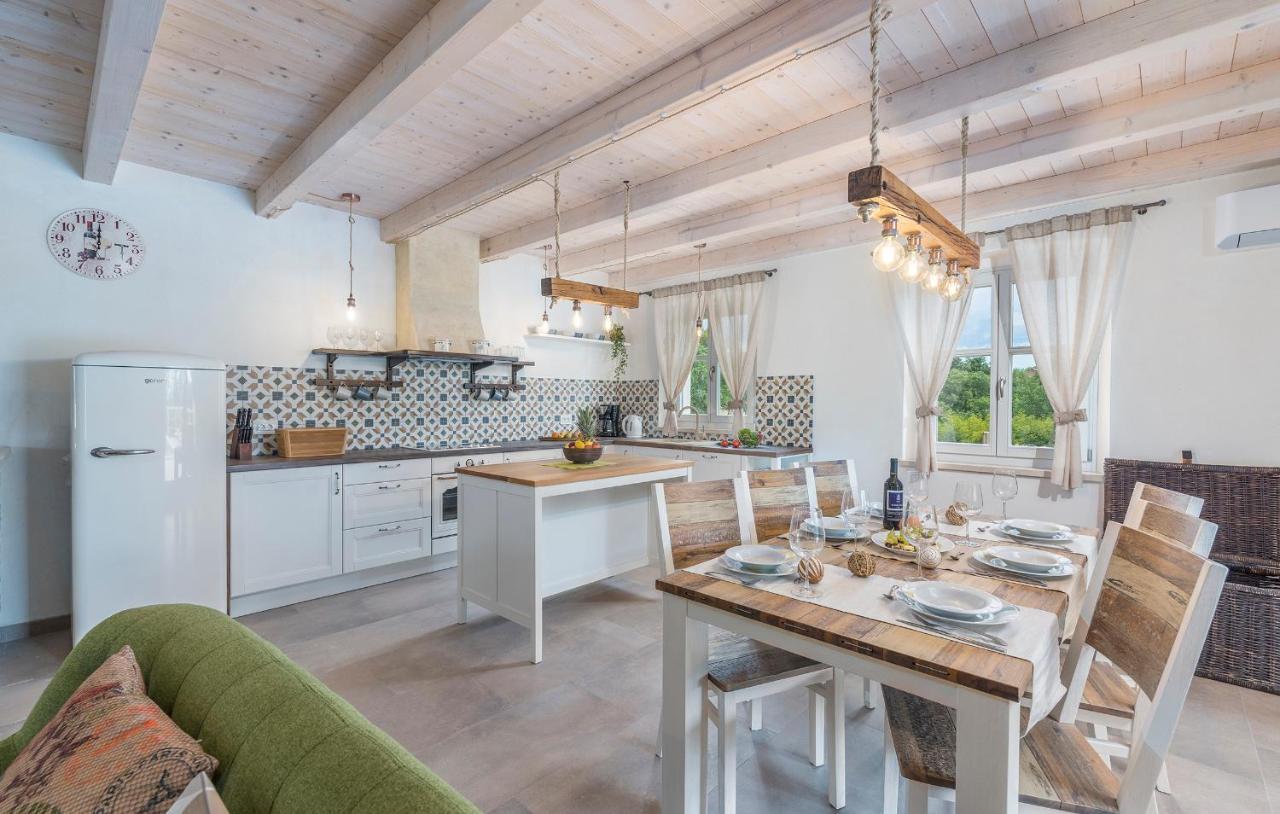 Villa Villa-osmium *